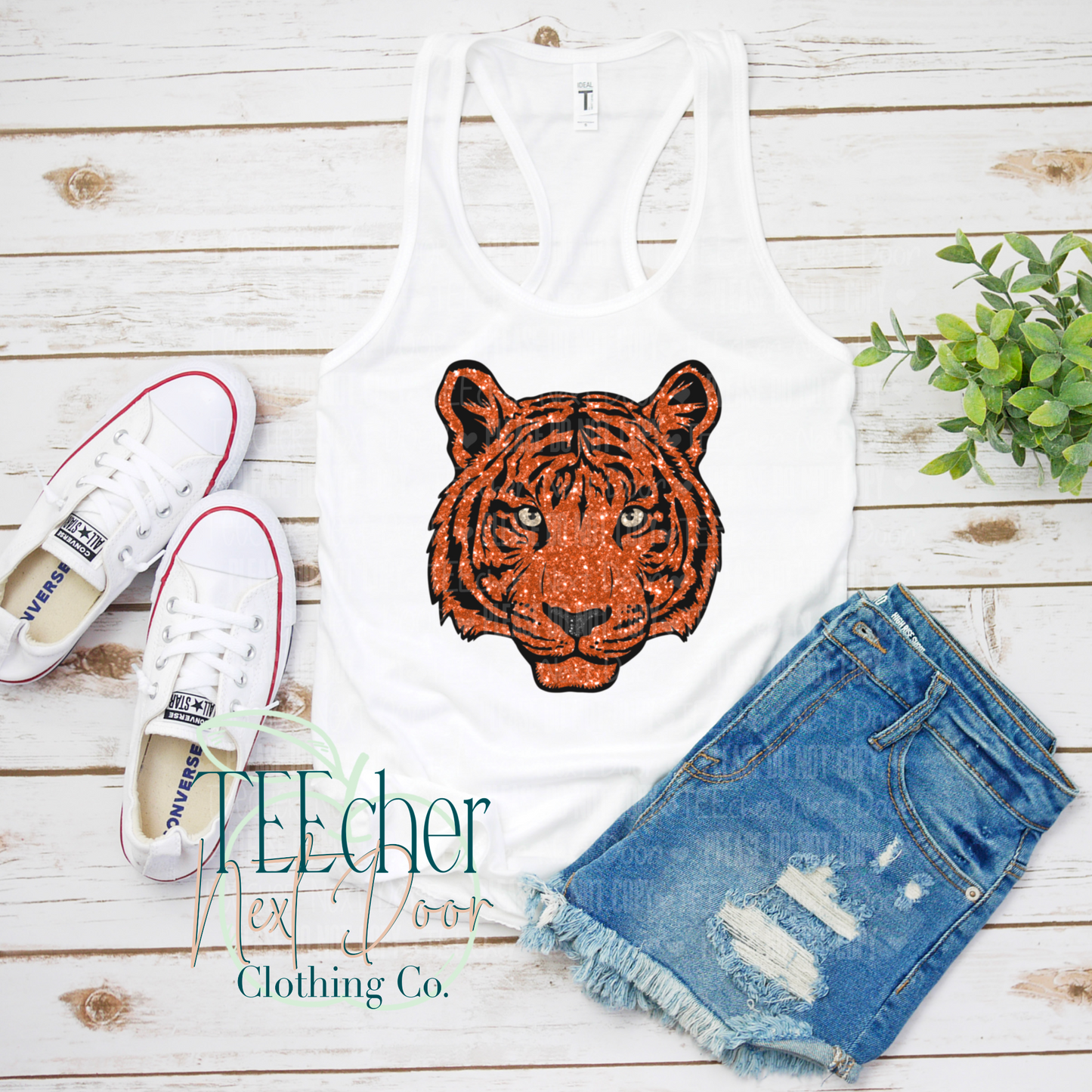 EXCLUSIVE- Faux Glitter Tiger