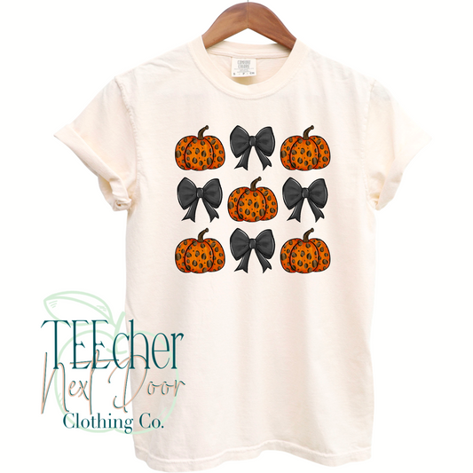Dark Pumpkin and Bows